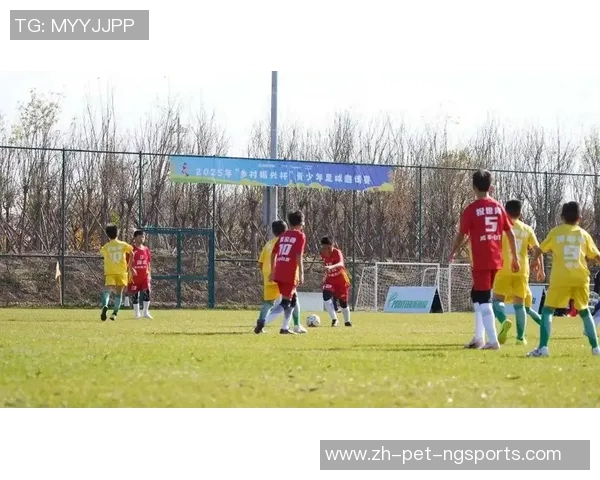 红旗堡足球：凝聚热情与梦想的绿茵场上演绎青春的激情与荣耀